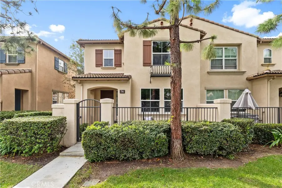 74 Trailing Vine, Irvine, CA 92602 - Image #2