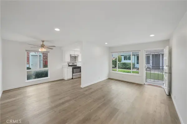 2422 Richmond, Costa Mesa, CA 92626