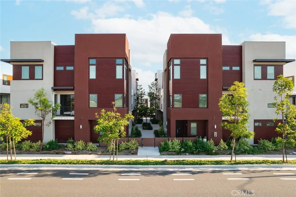 167 Waypoint, Tustin, CA 92782 - Image #1