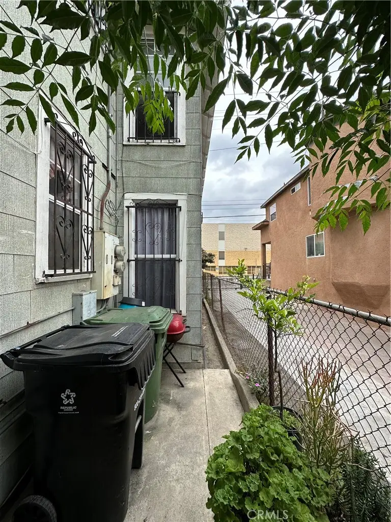 1737 E Gage, Los Angeles, CA 90001 - Image #3