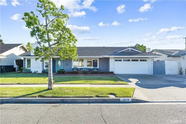 1610 E 20th Street, Santa Ana, CA 92705