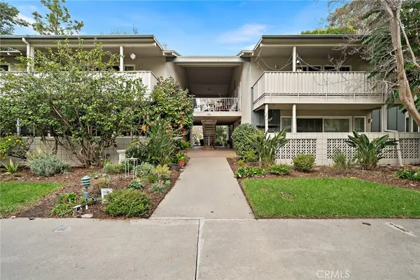 226 Avenida Majorica #D, Laguna Woods, CA 92637