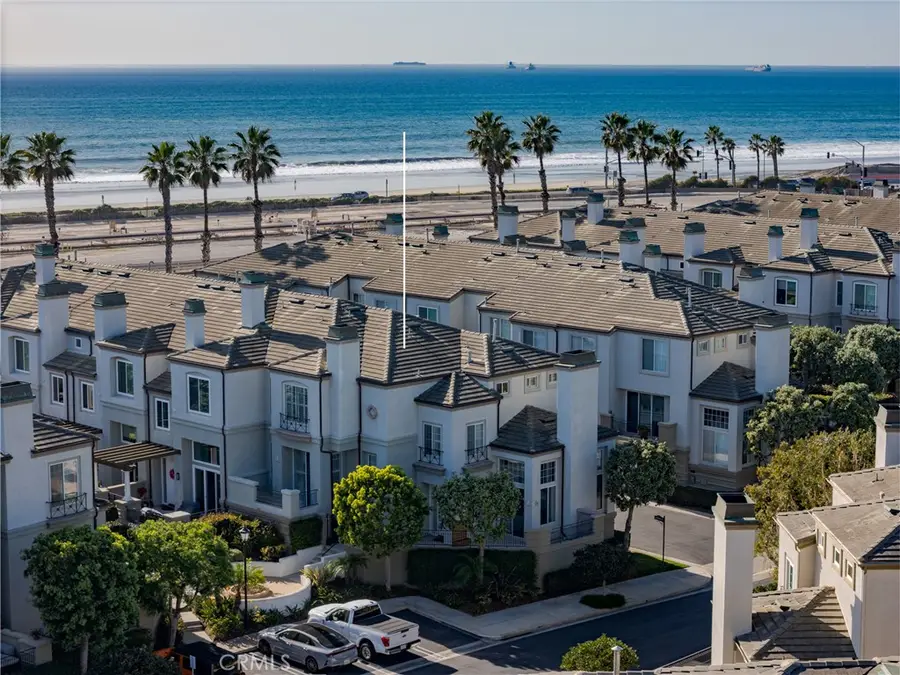 6242 Surfboard, Huntington Beach, CA 92648 - #2