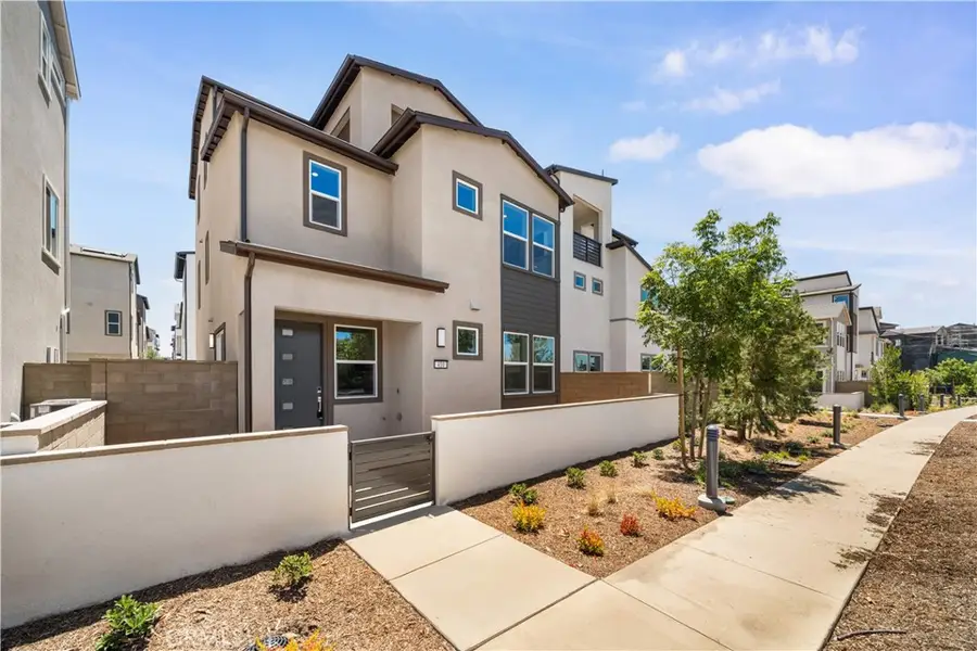 410 Lobata, Irvine, CA 92618 - #2
