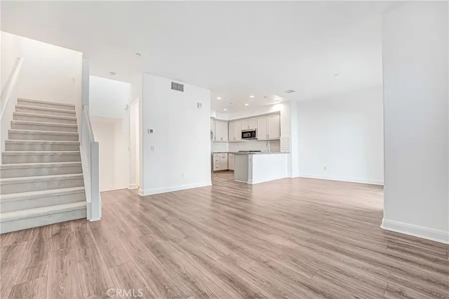 572 E Imperial, El Segundo, CA 90245 - Image #3