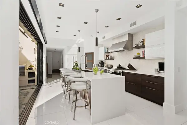 605 Marigold Avenue, Corona Del Mar, CA 92625