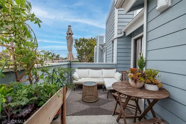 16960 Algonquin Street #2-304, Huntington Beach, CA 92649
