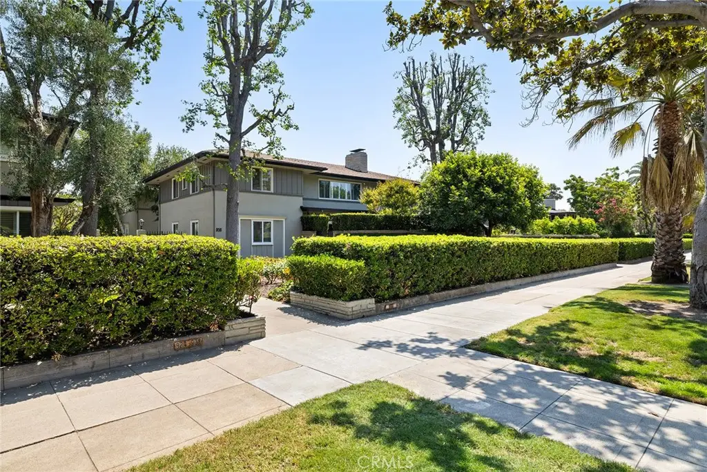 950 S Orange Grove, Pasadena, CA 91105 - #1