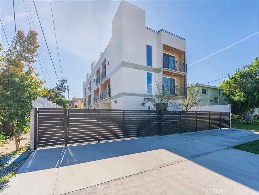 1/2 N Chestnut Ave, Los Angeles, CA 90042 - #2