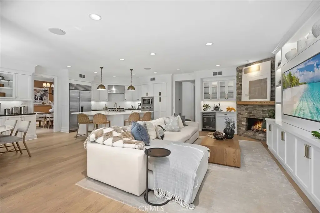 4 Turtle Bay Drive, Newport Beach, CA 92660 - #1