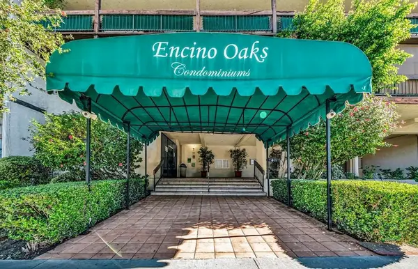 5460 White Oak #G101, Encino, CA 91316