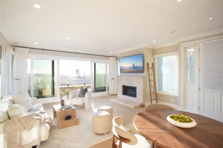 2712 W Oceanfront, Newport Beach, CA 92663 - #2