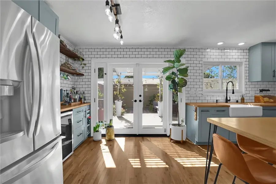 1422 Deauville Place, Costa Mesa, CA 92626 - #3