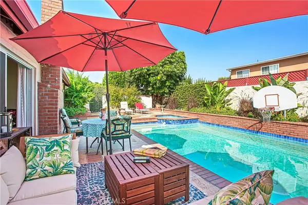 5101 Chateau, Irvine, CA 92604