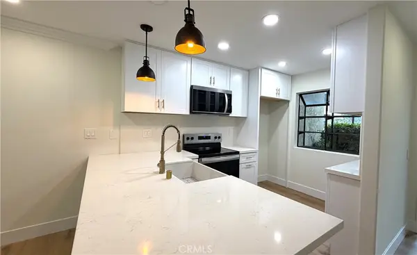 196 Pineview, Irvine, CA 92620