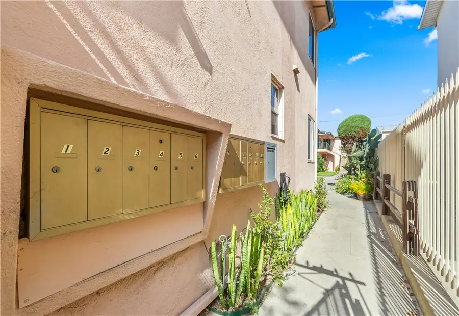 1739 E Appleton #3, Long Beach, CA 90802 - #2