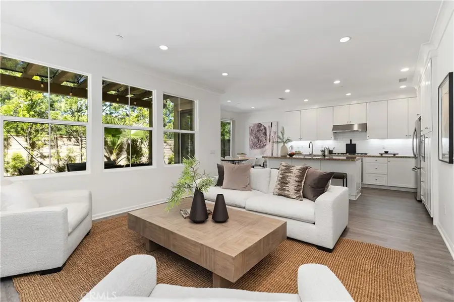 275 Rodeo #8, Irvine, CA 92602 - #3