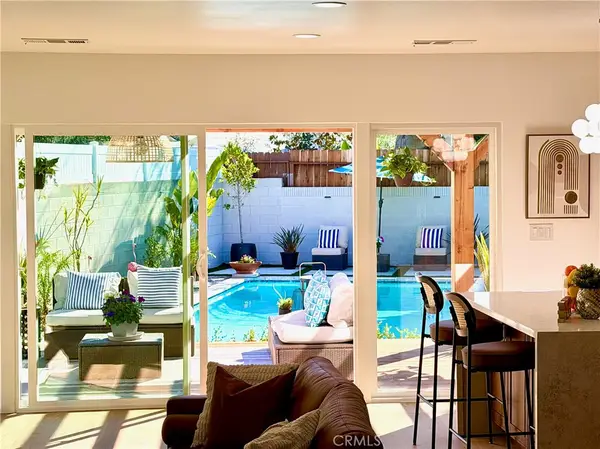 3048 Knoxville, Long Beach, CA 90808