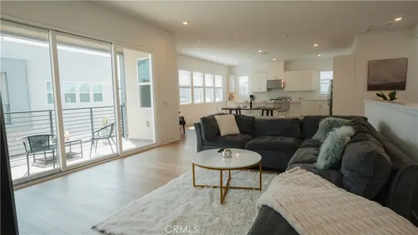 241 Proctor, Irvine, CA 92618