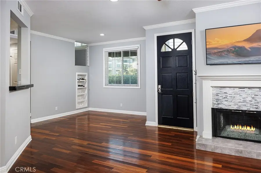 7291 Coho Dr #105, Huntington Beach, CA 92648 - #2