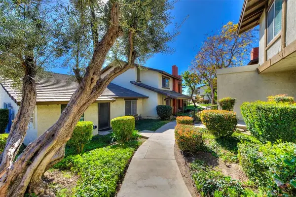 1682 Aspen Village Way, West Covina, CA 91791