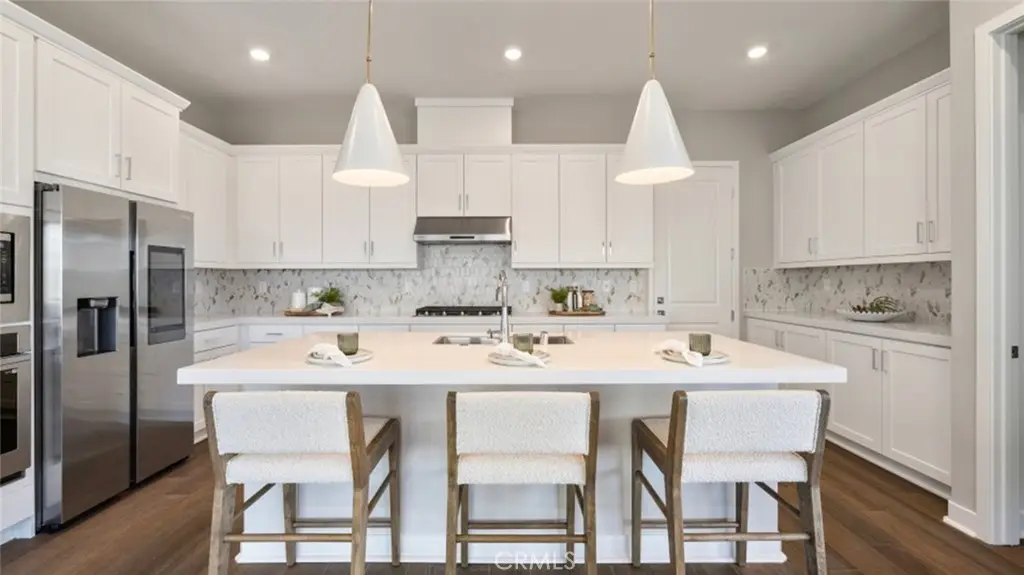 24532 Via La Sombrilla, Valencia, CA 91354 - #1