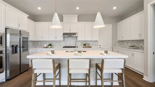 24532 Via La Sombrilla, Valencia, CA 91354