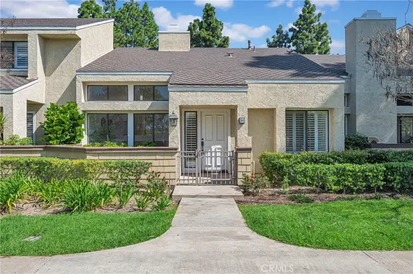 94 Smokestone, Irvine, CA 92614