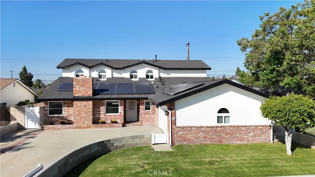 2331 E Adams Avenue, Orange, CA 92867 - #1