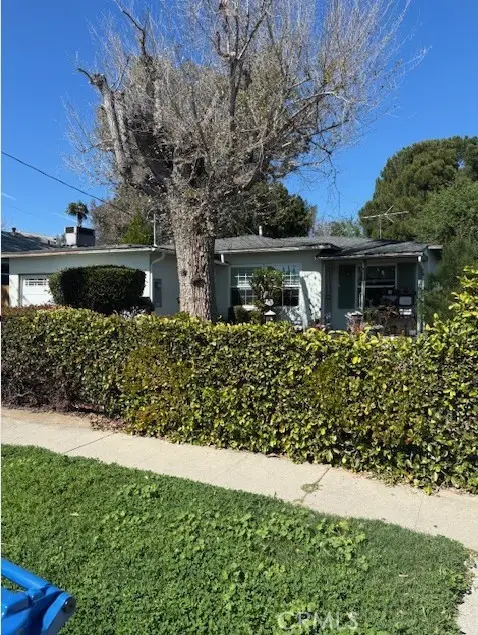 21011 Cohasset St, Canoga Park, CA 91303 - #2