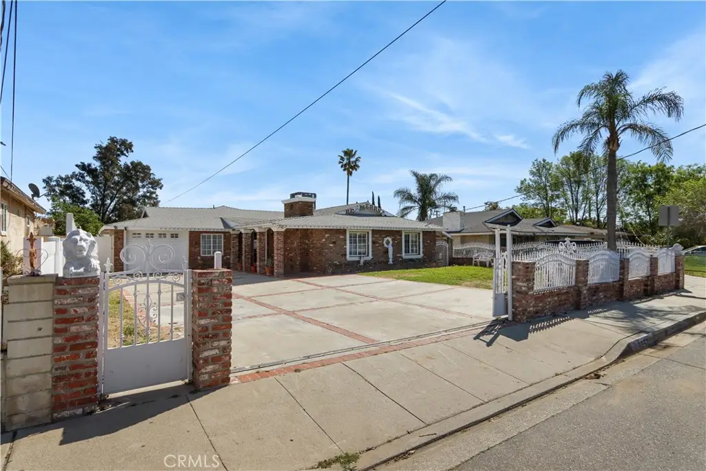 9257 Palmetto, Fontana, CA 92335 - #1