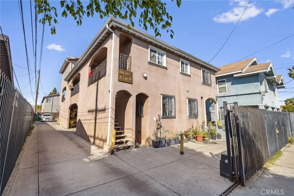 879 E 40th Place, Los Angeles, CA 90011 - #1