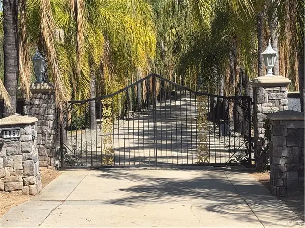 9050 Hunt Road, Corona, CA 92883