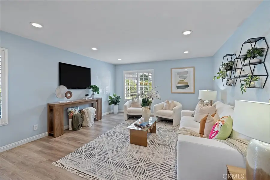 4 Woodleaf, Irvine, CA 92614 - #2