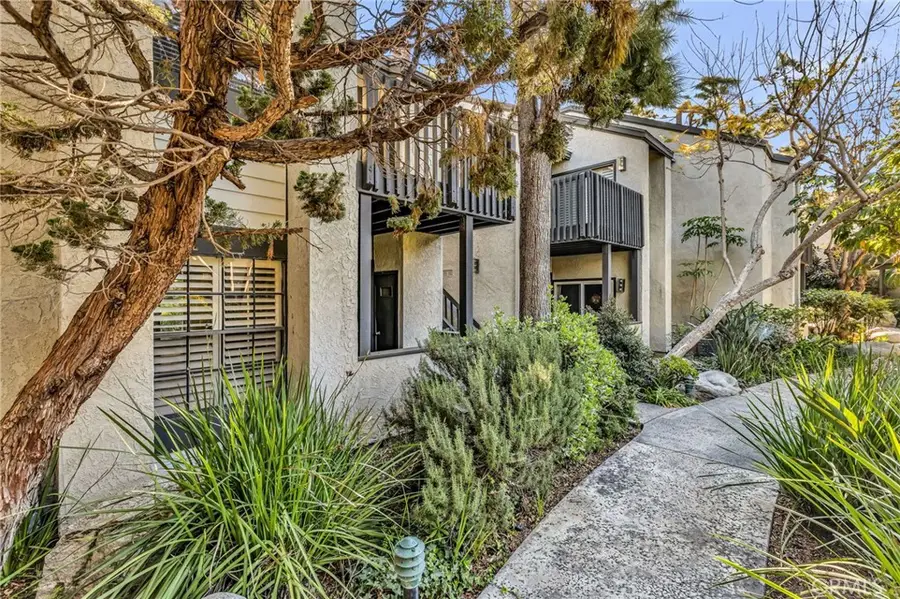 2538 W Macarthur, Unit E, Santa Ana, CA 92704 - #3