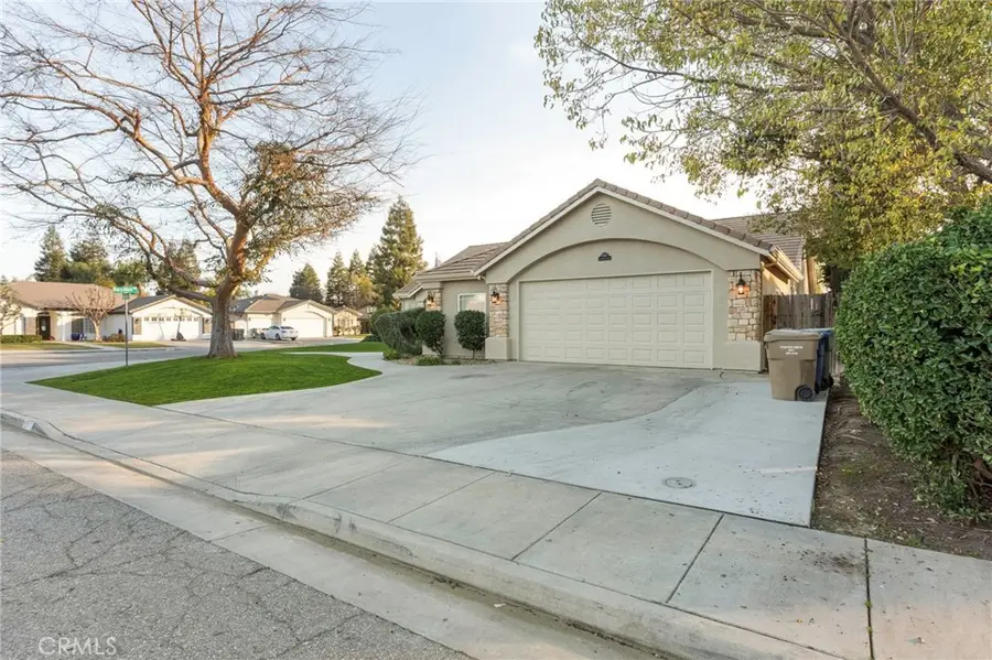 9317 Leslie Deann Court, Bakersfield, CA 93312 - #3