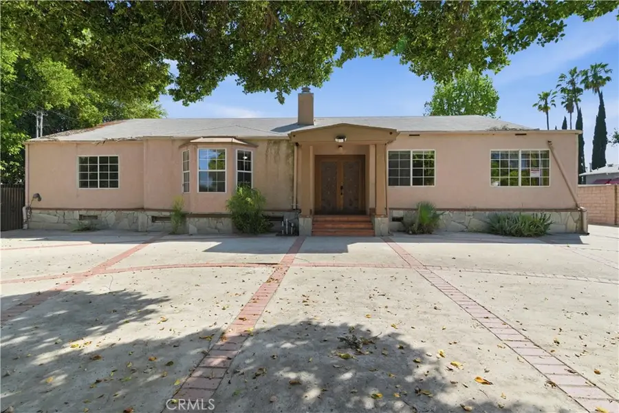 15000 Hamlin Street, Van Nuys, CA 91411 - #2