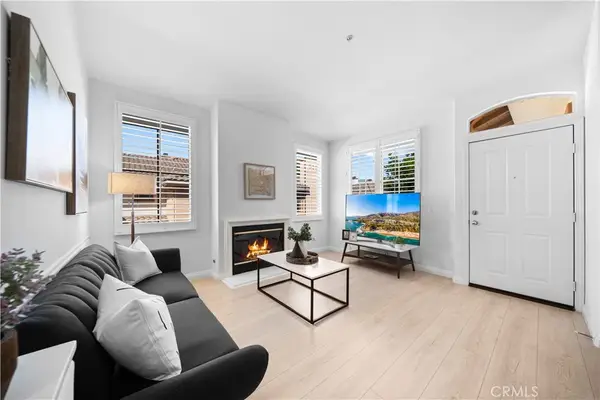 900 Solvay Aisle, Irvine, CA 92606