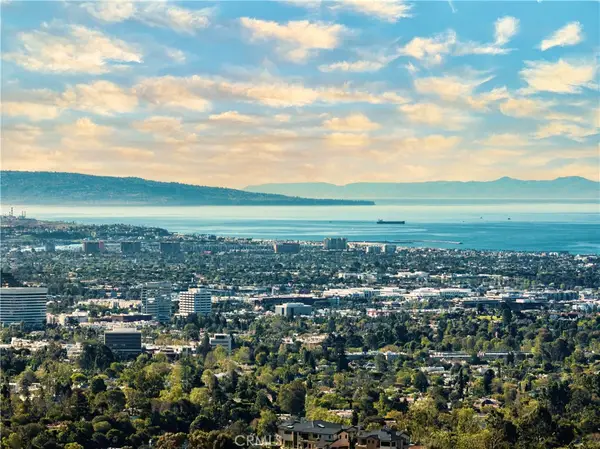 1000 N Bundy, Los Angeles, CA 90049