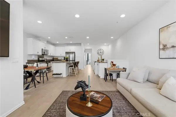 406 El Paseo, Lake Forest, CA 92610