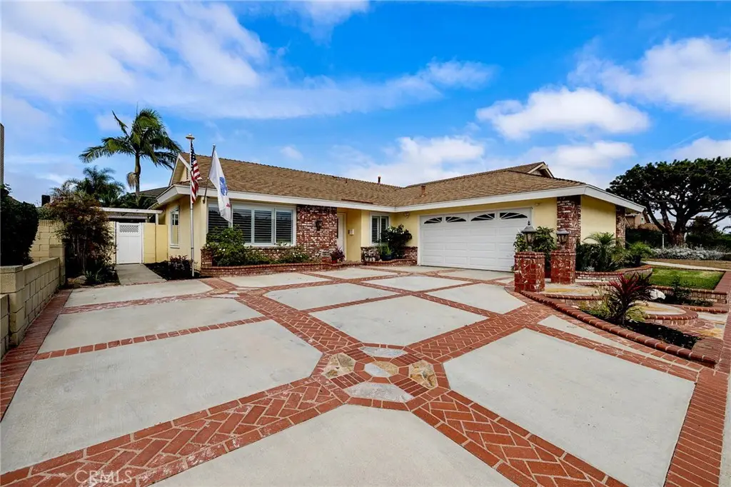 18311 Hartlund Lane, Huntington Beach, CA 92646 - #1