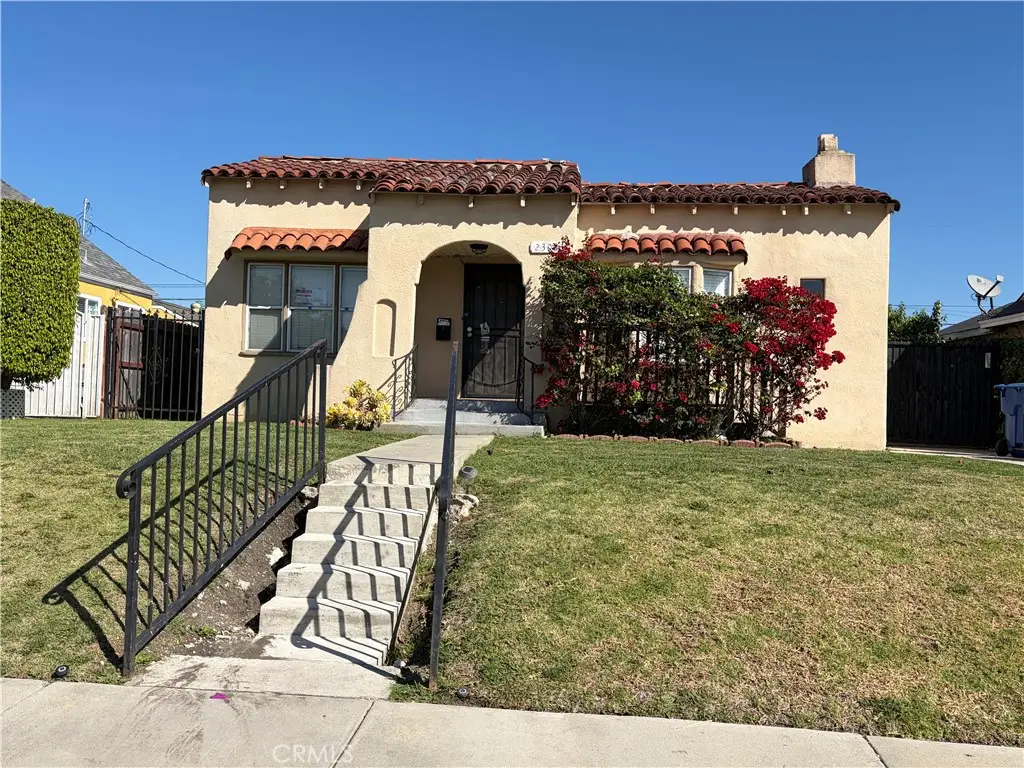 2303 W 75th Street, Los Angeles, CA 90043 - #1