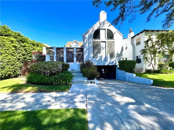 8427 W. 4th St, Los Angeles, CA 90048