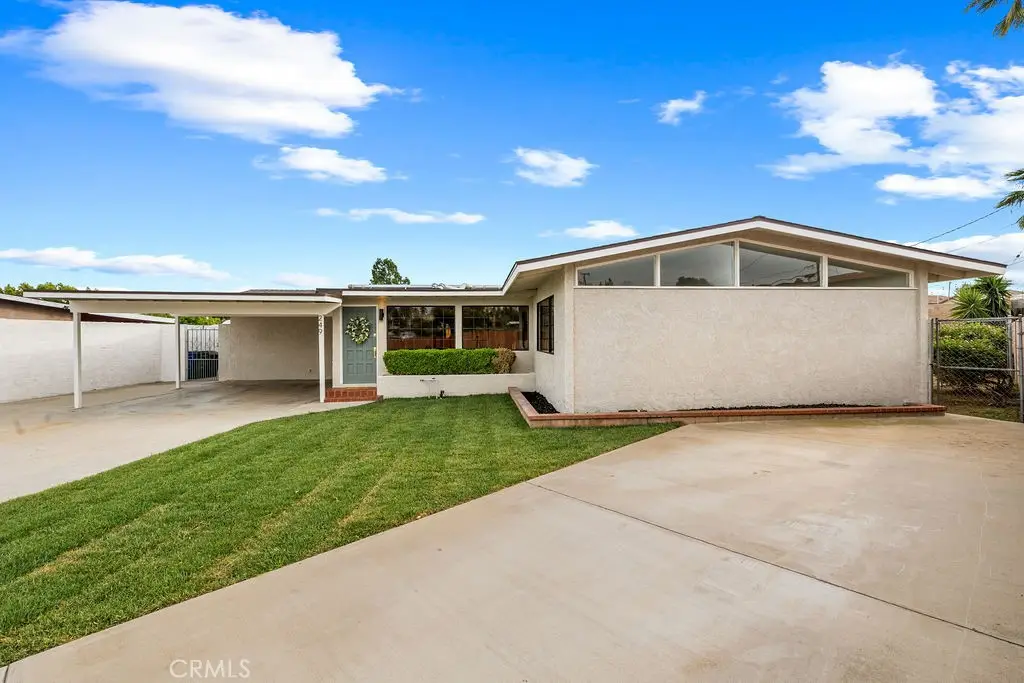 249 W Alru, Rialto, CA 92376 - #1