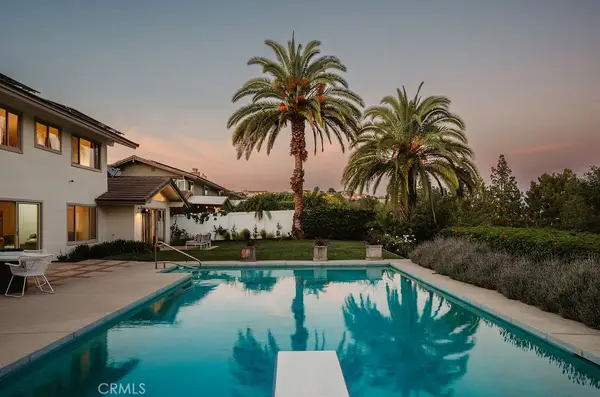 11042 Hunting Horn Drive, North Tustin, CA 92705