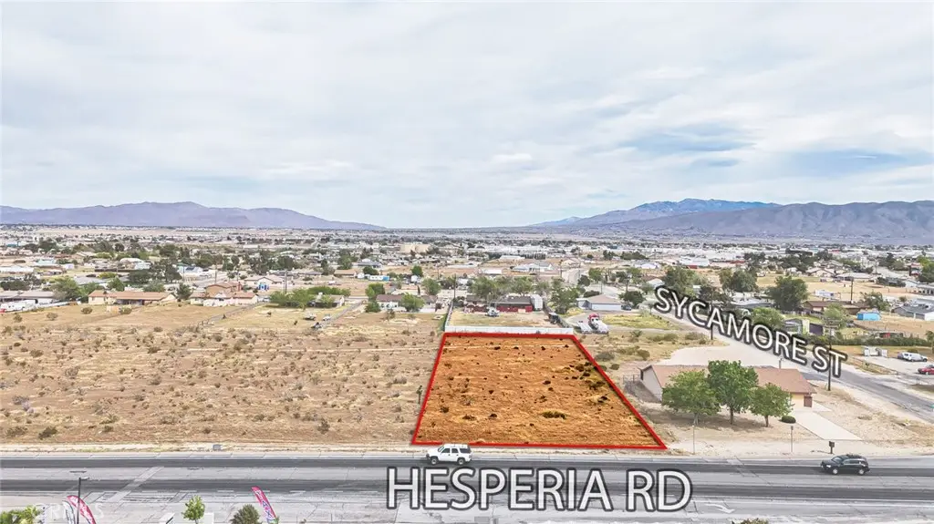 11695 Hesperia Road, Hesperia, CA 92345 - #1