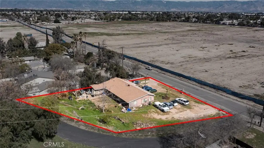 11178 Locust Ave, Bloomington, CA 92316 - #3