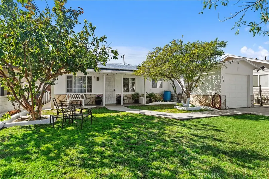 1910 S Van Ness Ave, Santa Ana, CA 92707 - #3