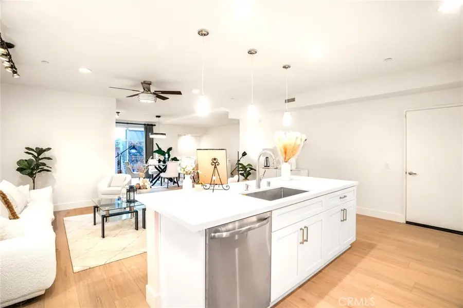 617 Rockefeller, Irvine, CA 92612 - #2