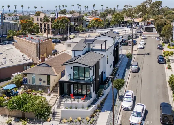 521 Iris Avenue, Corona Del Mar, CA 92625